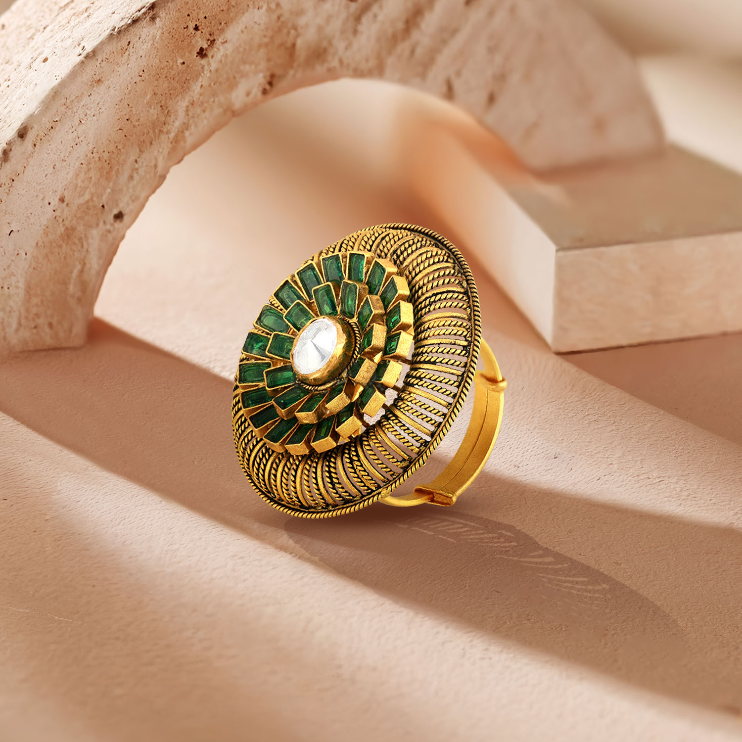 Gold Cocktail Finger Ring